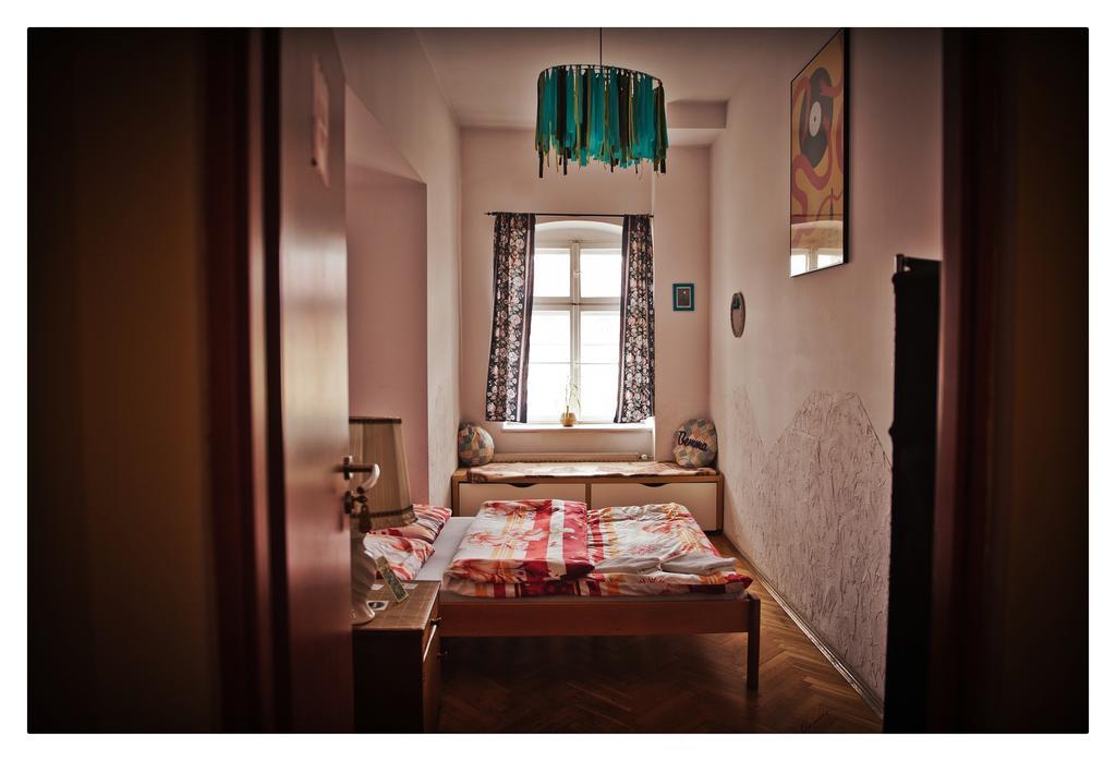 Hostel Bemma - Ozonowane Pokoje Breslavia Exterior foto